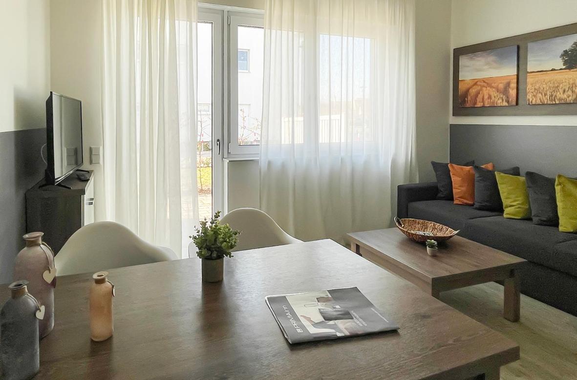 Prima Inn Ferienwohnungen Seetor Residenz Нойруппін Екстер'єр фото