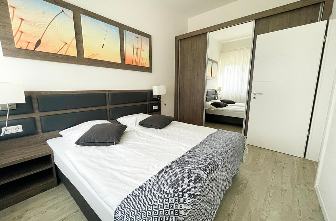 Prima Inn Ferienwohnungen Seetor Residenz Нойруппін Екстер'єр фото