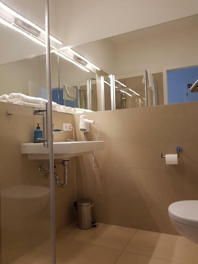 Prima Inn Ferienwohnungen Seetor Residenz Нойруппін Екстер'єр фото